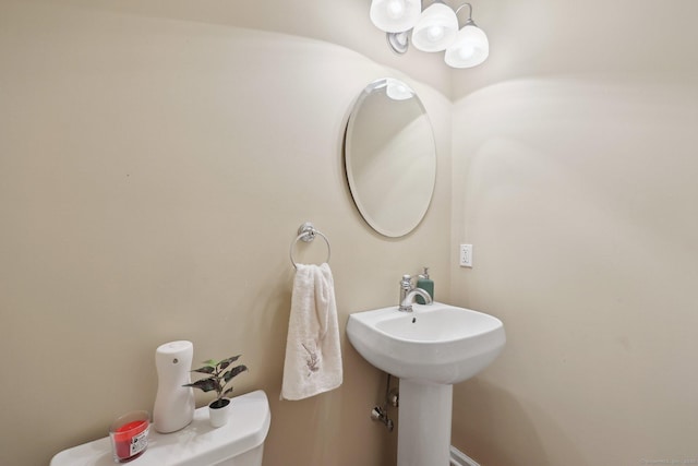 20 Goodwin Cir Unit 20, Hartford, CT 06105 - bathroom with toilet