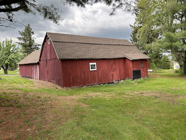 2060 Perkins St, Bristol, CT 06010 - view of barn with a yard
