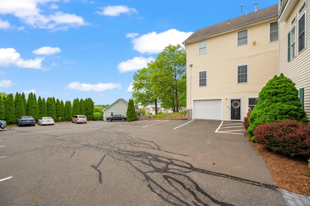 8 Pasco Dr Unit E, East Windsor, CT 06088 - view of uncovered parking lot