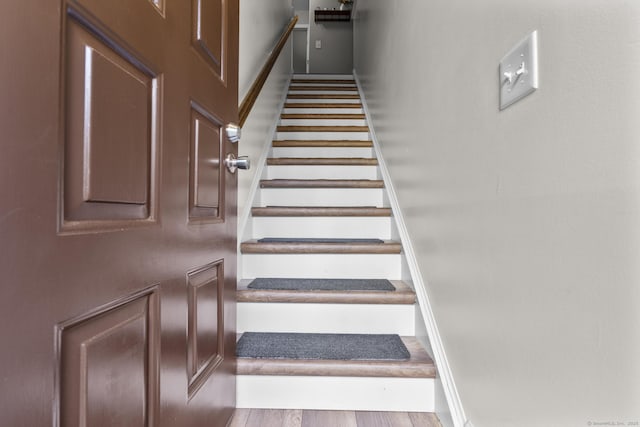 442 Swanson Cres Unit 442, Milford, CT 06461 - view of stairway