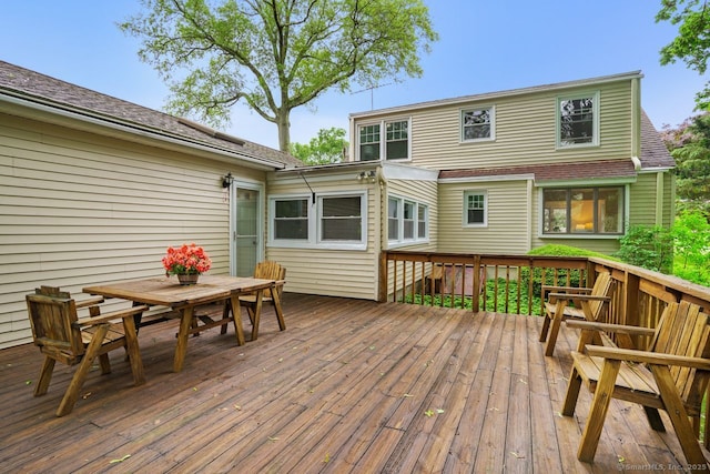 8 Bailey St, Trumbull, CT 06611 - deck with outdoor dining area