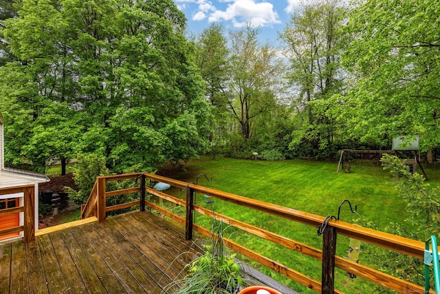 1 Meadowview Ln, Bloomfield, CT 06002 - wooden deck featuring a yard