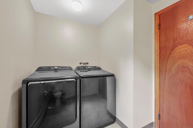19 Crest Dr, Vernon, CT 06066 - laundry room with independent washer and dryer