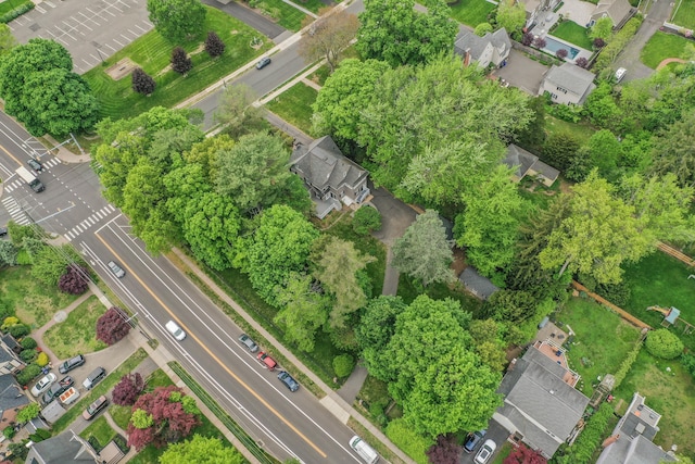 26 Ridgewood Rd, West Hartford, CT 06107 - drone / aerial view