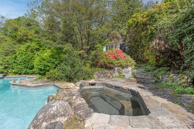 37 Hunting Hill Rd, Woodbridge, CT 06525 - view of swimming pool