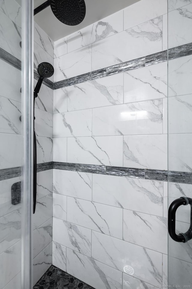 105 Reussner Rd, Southington, CT 06489 - bathroom featuring a stall shower