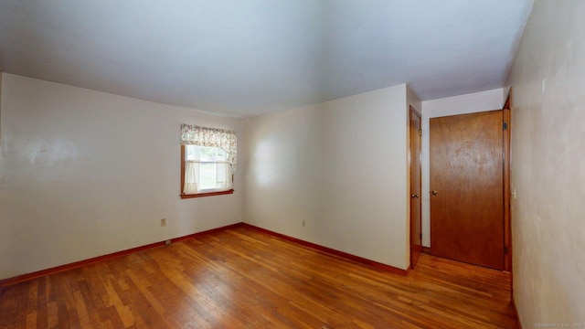 14 Winding Ln, Enfield, CT 06082 - unfurnished room with wood finished floors and baseboards