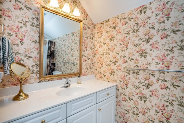 2 Plum Tree Cir, Farmington, CT 06032 - full bath featuring wallpapered walls, lofted ceiling, vanity, and a shower with shower curtain