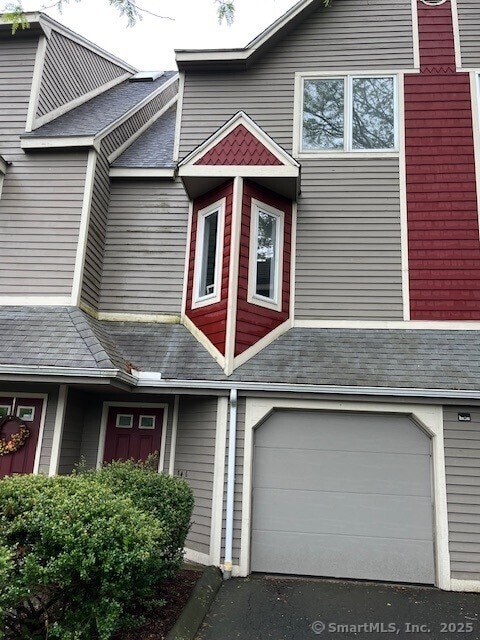 346 Prospect Ave Unit 3, New Haven, CT 06512 - townhome / multi-family property with an attached garage