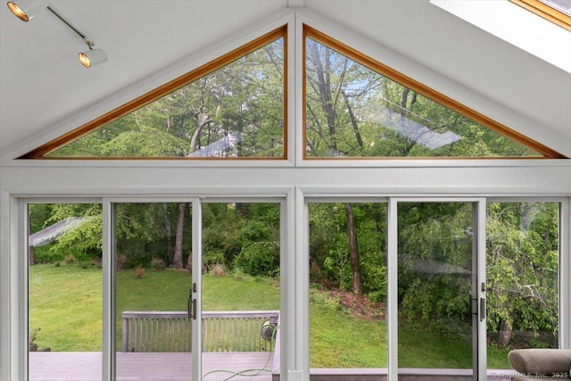 26 Jodi Dr, Wallingford, CT 06492 - detailed view of a skylight