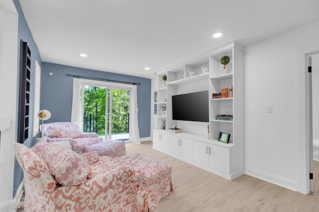 135 Gary Rd, Stamford, CT 06903 - living room featuring light wood-type flooring, baseboards, and recessed lighting