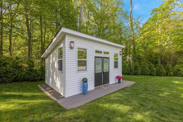 135 Gary Rd, Stamford, CT 06903 - view of outdoor structure with an outdoor structure