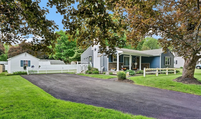 13 Carol St, Enfield, CT 06082 - ranch-style home featuring covered porch and driveway