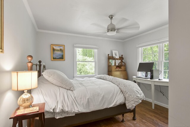 95 Vista Rd, Wilton, CT 06897 - bedroom with crown molding, wood finished floors, multiple windows, baseboards, and a ceiling fan