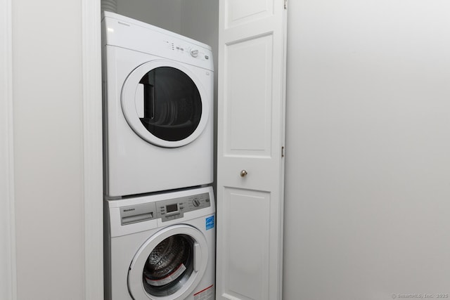 11 Norman Ln, Darien, CT 06820 - washroom featuring stacked washer and clothes dryer