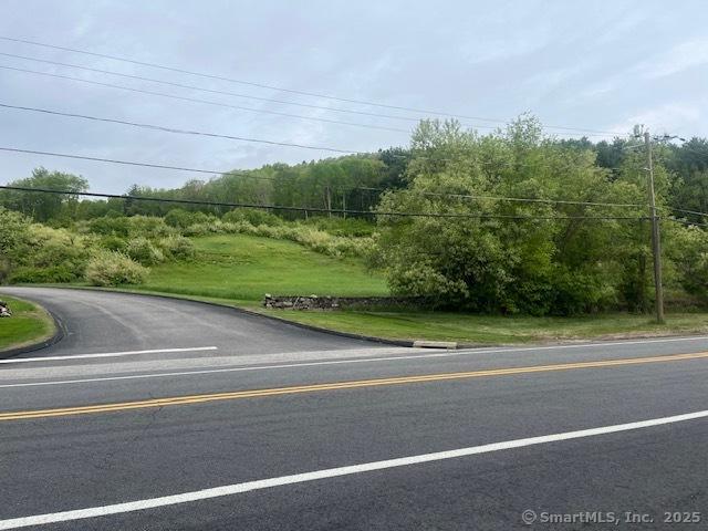 80 Averill Rd, Pomfret, CT 06259