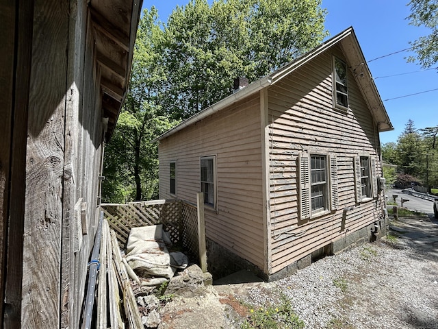 16 River Pl, Norfolk, CT 06058 - view of side of home