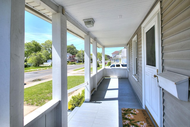 view of patio / terrace featuring covered porch