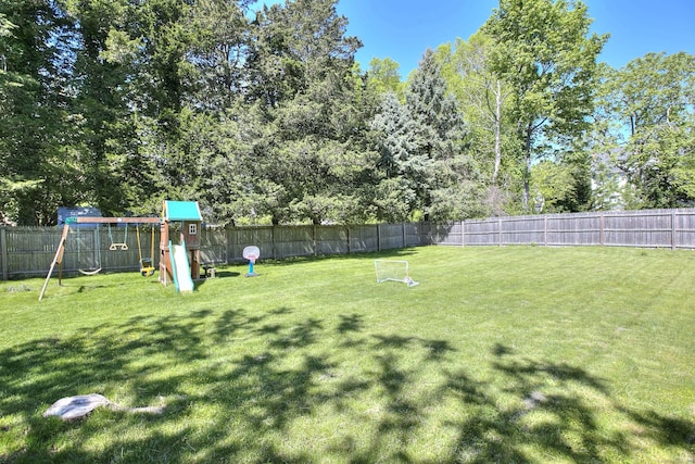 view of yard featuring a playground