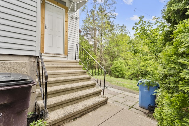 29 Cabot St, New Britain, CT 06053 - view of property entrance