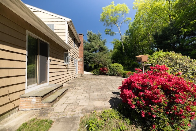 48 Lafayette Dr, Trumbull, CT 06611 - view of patio