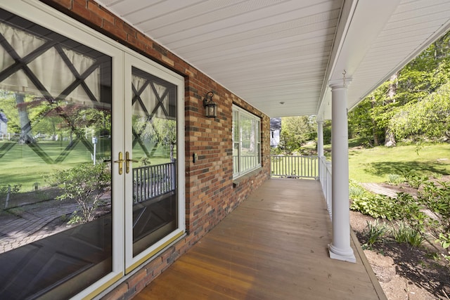 10 Rockwood Ln, Danbury, CT 06811 - deck with a porch