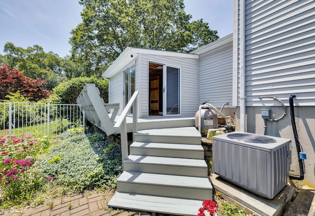 10 Harvard Ter, Norwich, CT 06360 - doorway to property