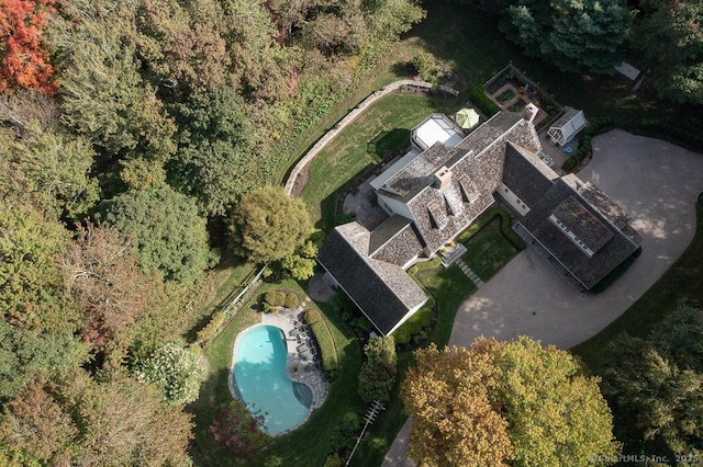 70 Sill Ln, Old Lyme, CT 06371 - aerial overview of property's location with a pool