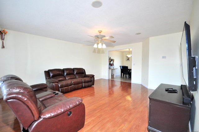 20 Nessa Way, Rocky Hill, CT 06067 - living area featuring light wood finished floors and a ceiling fan