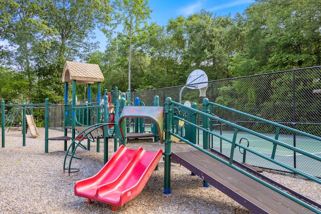 11 Osprey Ln, East Lyme, CT 06357 - view of communal playground