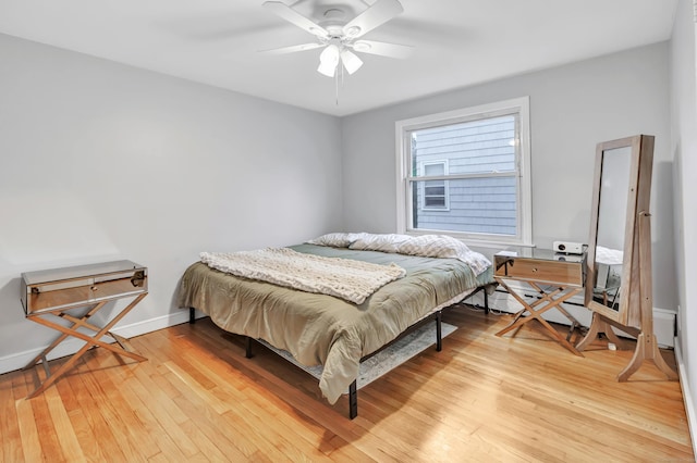 592 Courtland Ave, Bridgeport, CT 06605 - bedroom with light wood finished floors, baseboards, and ceiling fan