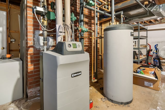 1 Penwood Rd, Bloomfield, CT 06002 - utility room featuring water heater