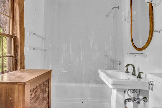 804 Forest Rd, North Branford, CT 06472 - bathroom featuring shower / bath combo with shower curtain