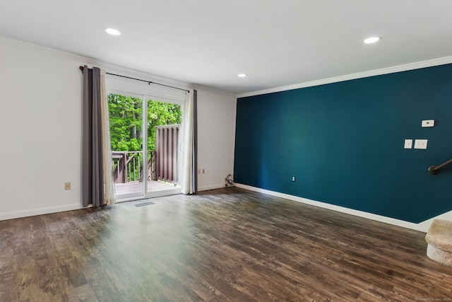 404 Cedar Hollow Dr Unit 404, Rocky Hill, CT 06067 - unfurnished room with crown molding, baseboards, wood finished floors, and recessed lighting