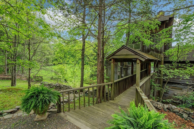 32 Beeholm Rd, Redding, CT 06896 - view of deck