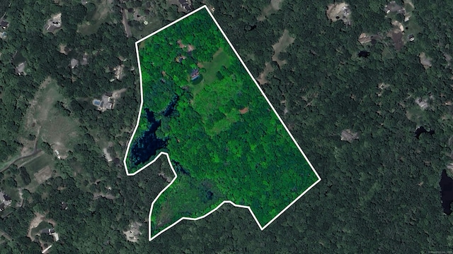 32 Beeholm Rd, Redding, CT 06896 - aerial view of property's location featuring property parcel outlined