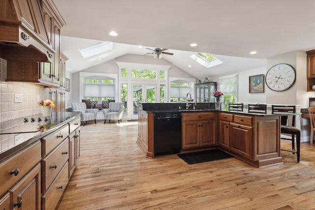 14 Fleetwood Dr, New Fairfield, CT 06812 - photo 4