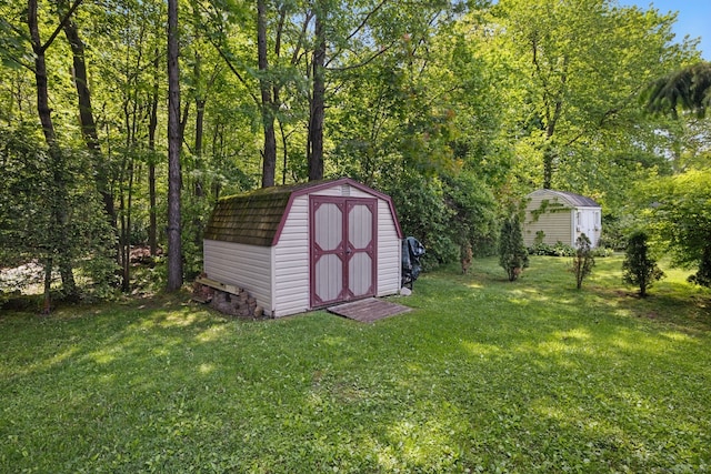 149 Edgewood Dr, Torrington, CT 06790 - view of green lawn