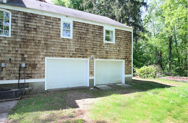 113 Codfish Hill Rd, Bethel, CT 06801 - garage featuring central AC unit and a detached garage