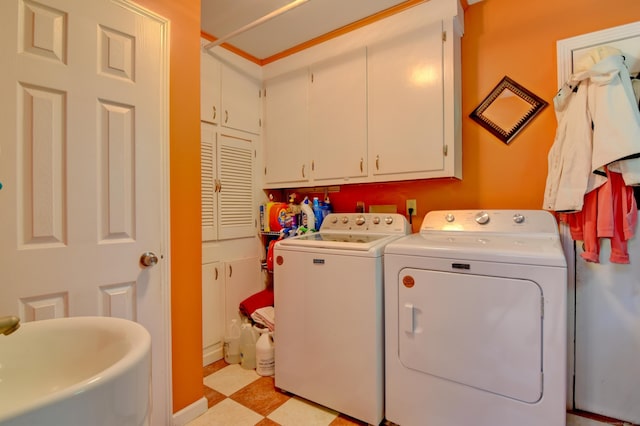 5 Yochers Ln, Derby, CT 06418 - laundry room featuring cabinet space, washing machine and clothes dryer, and light floors