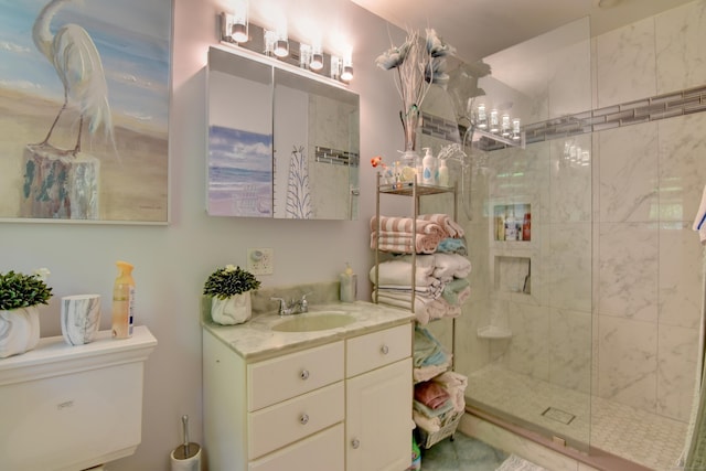 5 Yochers Ln, Derby, CT 06418 - bathroom featuring a tile shower, vanity, and toilet