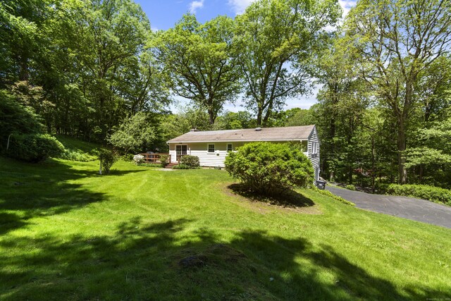27 Scudder Rd, Newtown, CT 06470 - view of green lawn