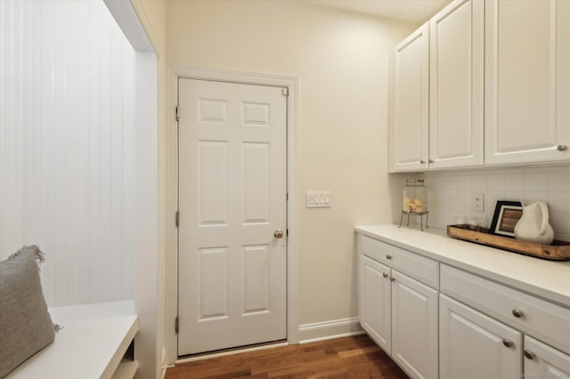 39 Gatewood Unit 39, Avon, CT 06001 - mudroom with dark wood-style flooring and baseboards