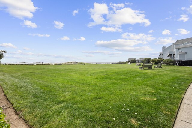 2 Mansfield Grove Rd Apt 166, East Haven, CT 06512 - view of green lawn
