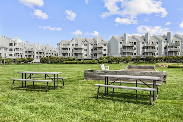 2 Mansfield Grove Rd Apt 166, East Haven, CT 06512 - view of home's community with a residential view and a yard