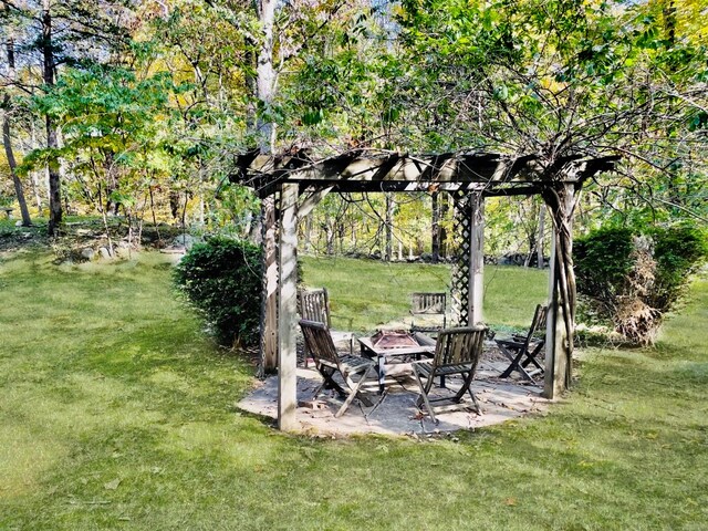 235 Whipstick Rd, Wilton, CT 06897 - view of grassy yard featuring a patio