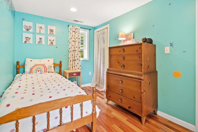 28 Edmund St, Stratford, CT 06614 - bedroom featuring baseboards, wood finished floors, a closet, and recessed lighting