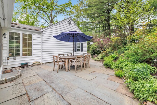 73 Golden Hill St, Trumbull, CT 06611 - view of patio / terrace with outdoor dining space