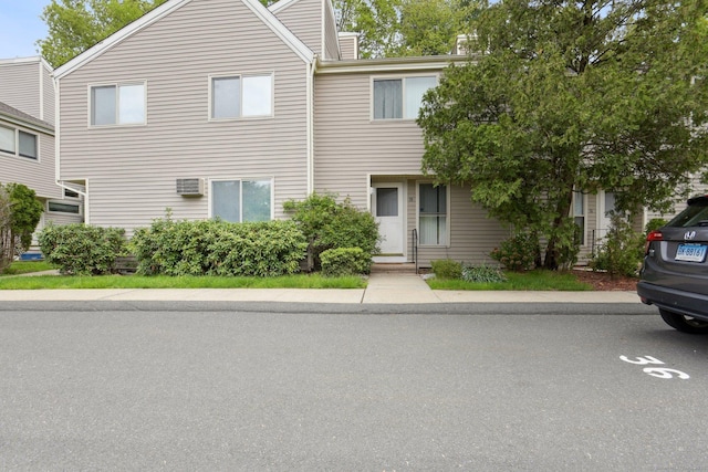 18 Cherokee Ct Unit 18, Cromwell, CT 06416 - multi unit property featuring uncovered parking