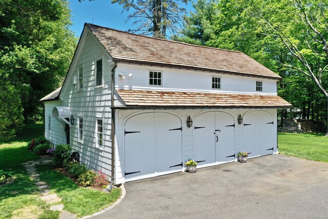 1191 Oenoke Rdg, New Canaan, CT 06840 - view of detached garage